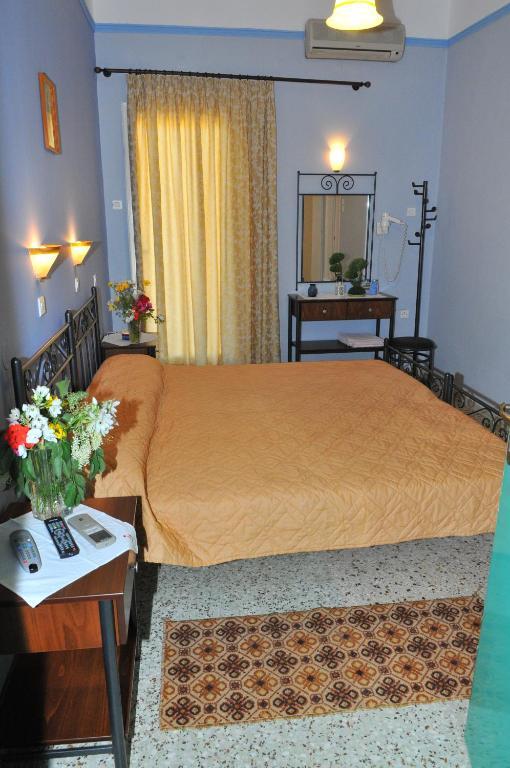 Oasis Hotel Theodoros & Litsa Galaris Agia Marina  エクステリア 写真